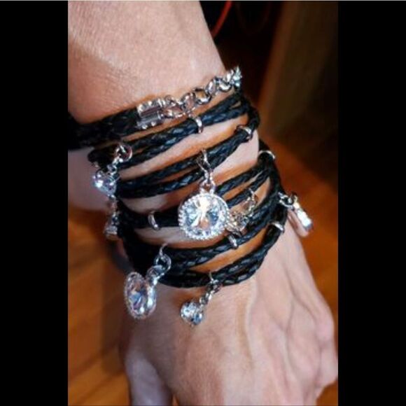 CORAVANA "DAYDREAM" BLACK LEATHER BRACELET W/ SILVER CRYSTAL CHARMS - Picture 1 of 8